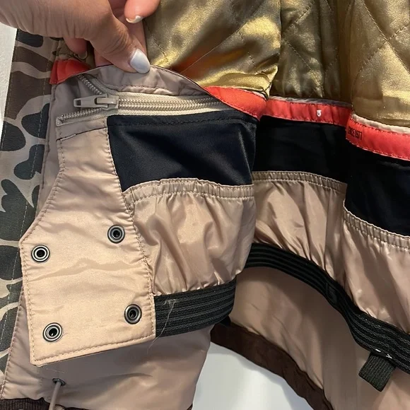 Burton Snowboards Dryride Jacket and Pants - Size Small - Picture 9 of 9